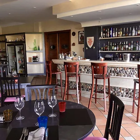 Otel Latini *