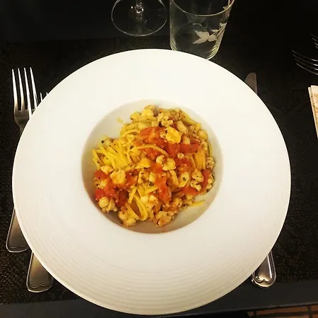 Latini チェルタルド