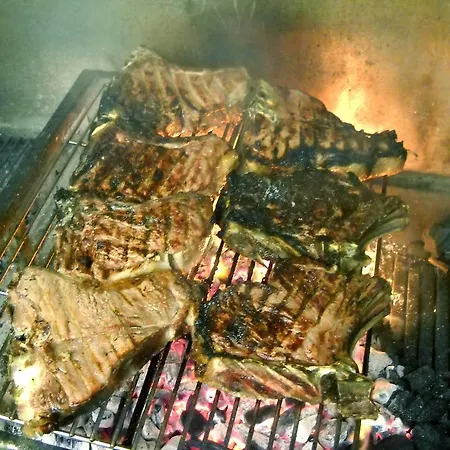 ホテル Latini チェルタルド