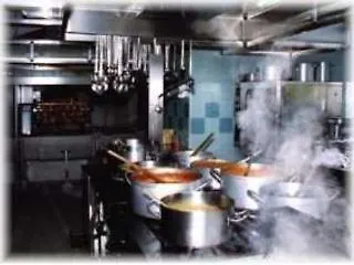 Latini فندق